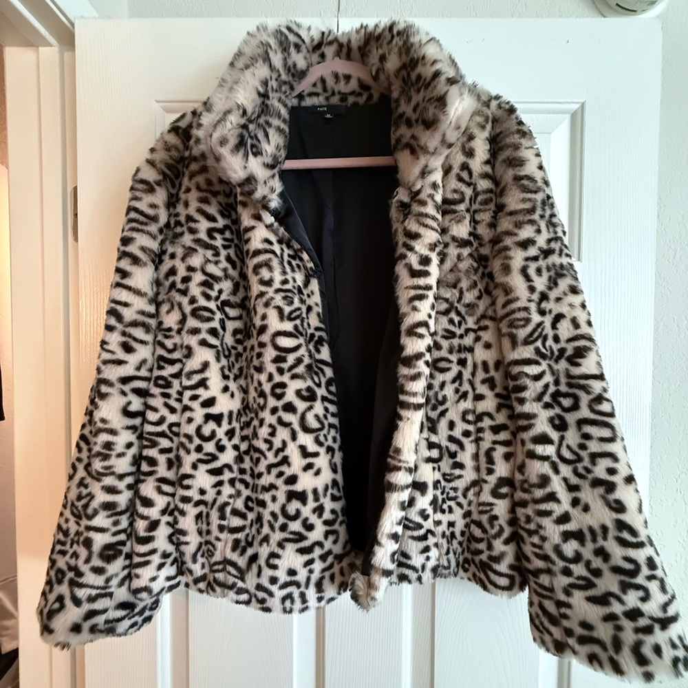 FATE Leopard Print Faux Fur Coat | Teddy Jacket | Plush | NWOT | Size M